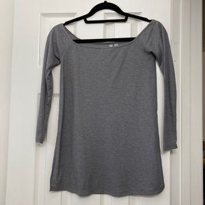 Ribbed Off the shoulder top